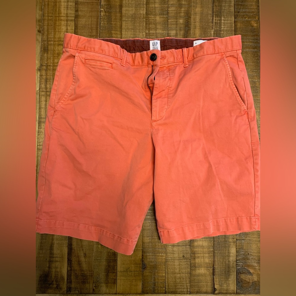 Men’s 10" Vintage Shorts - GAP - Spring Nectar (Size 34)
